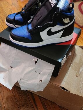 Nike Air Jordan 1 Royal Toe— Black/White/Royal Blue Men’s Shoe